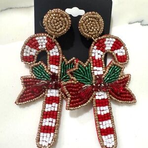 Beaded Candy Cane Holiday Earrings – Christmas Statement Jewelry